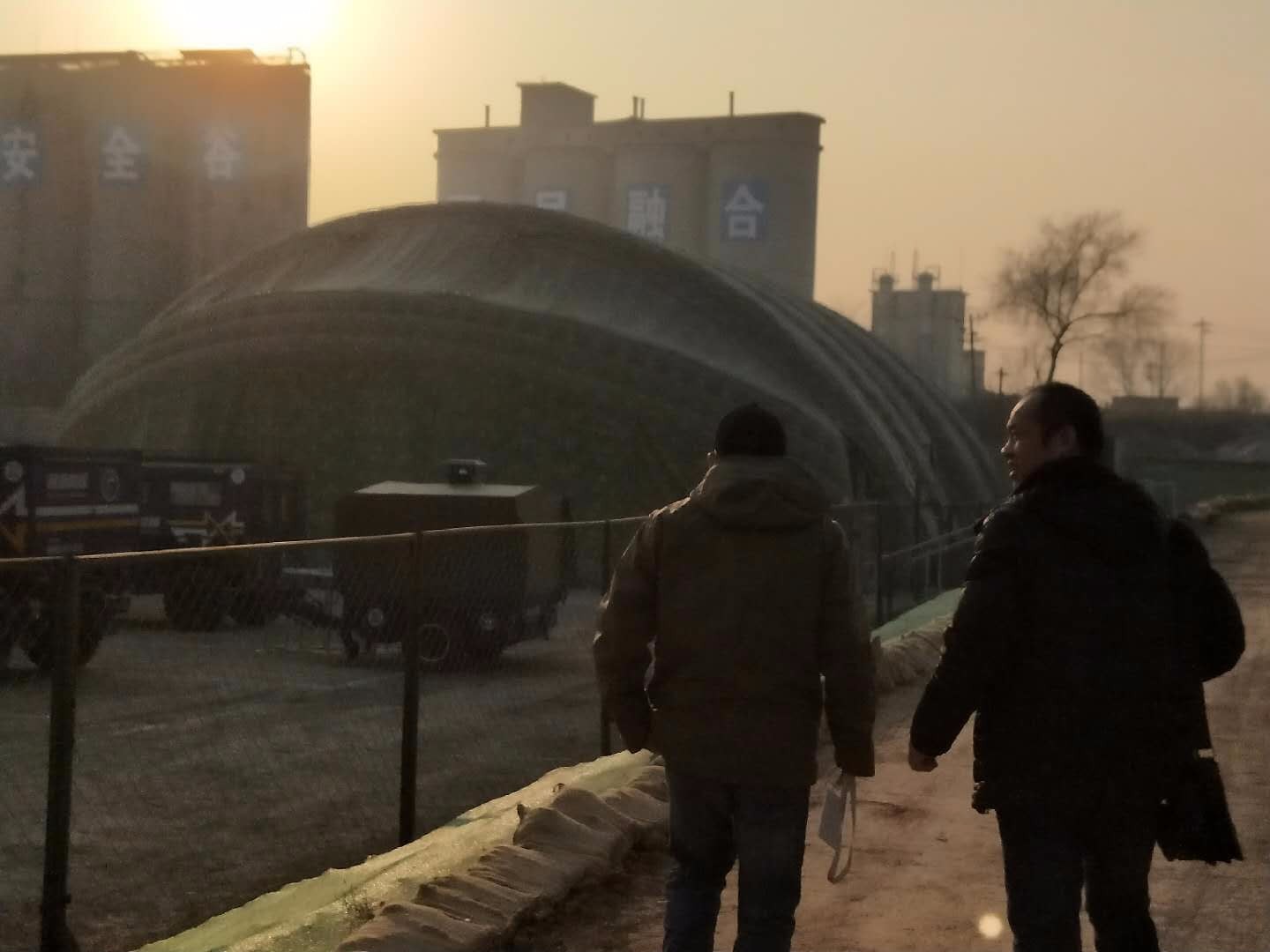丰满机库外罩图